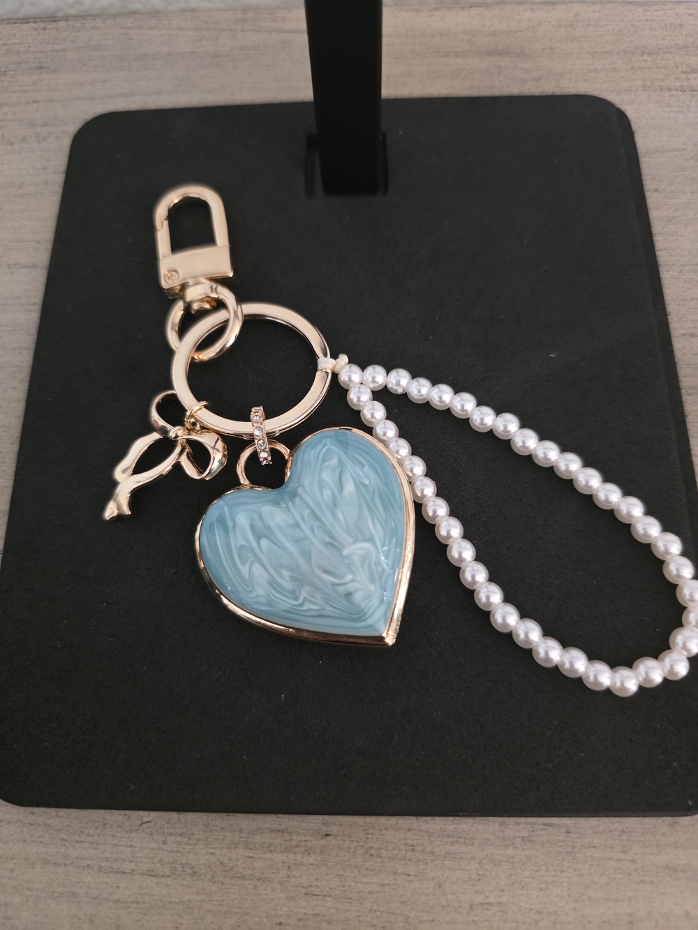 Pearl Strap Heart Keychain Bag Charm - Blue